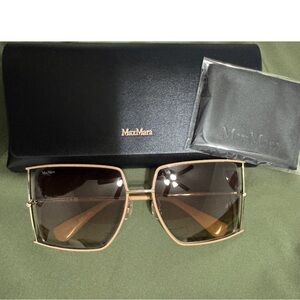 MaxMara Men's Sunglasses with Gold Frame